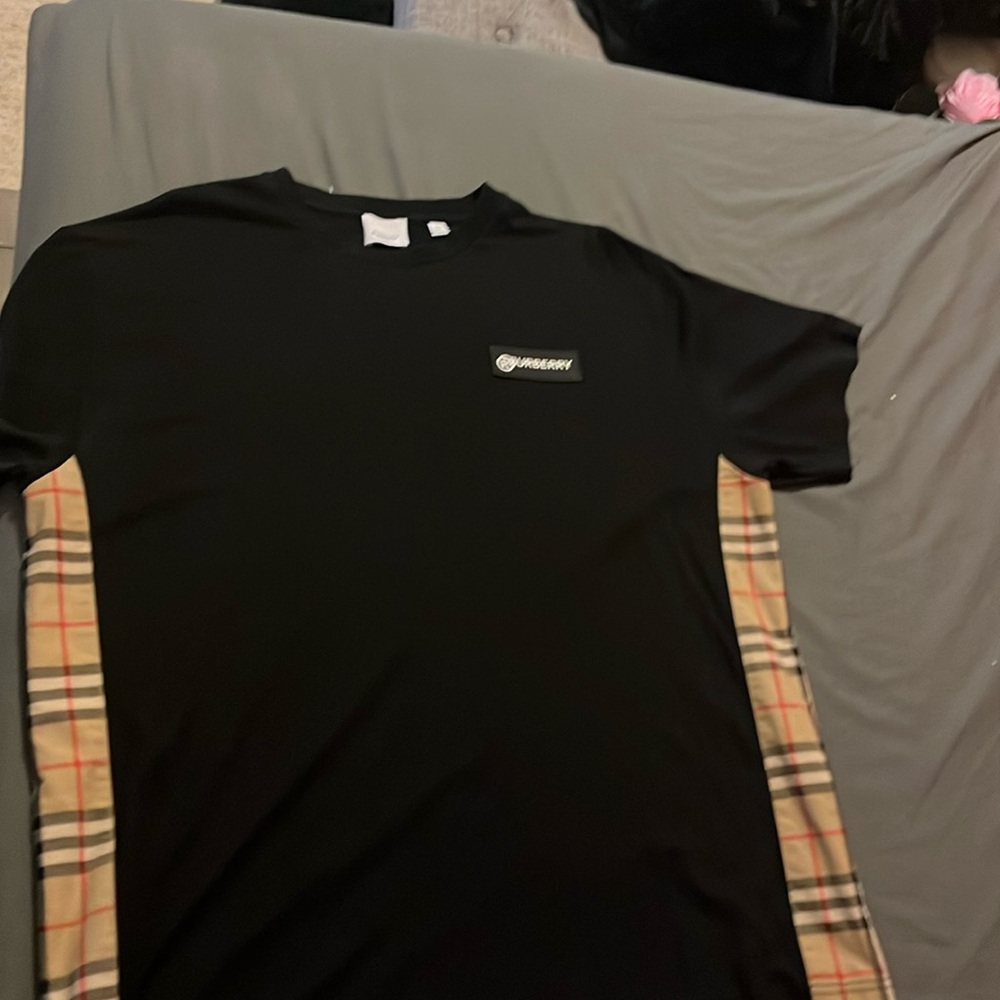 Burberry oversized women’s Tshirt